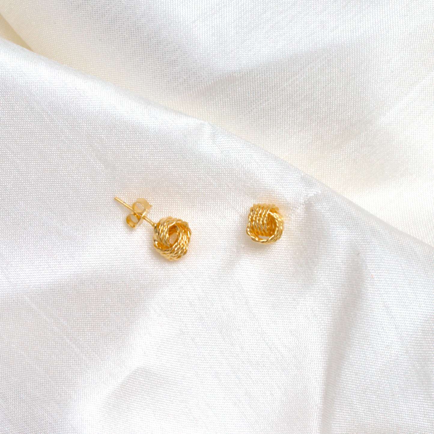 Arete Nudo - Chapa de Oro