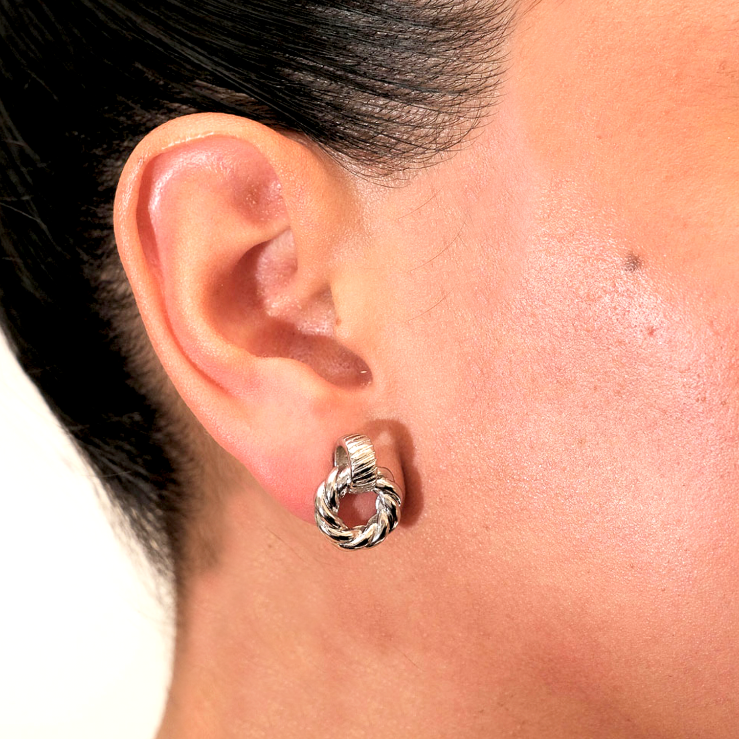 Mila Earring