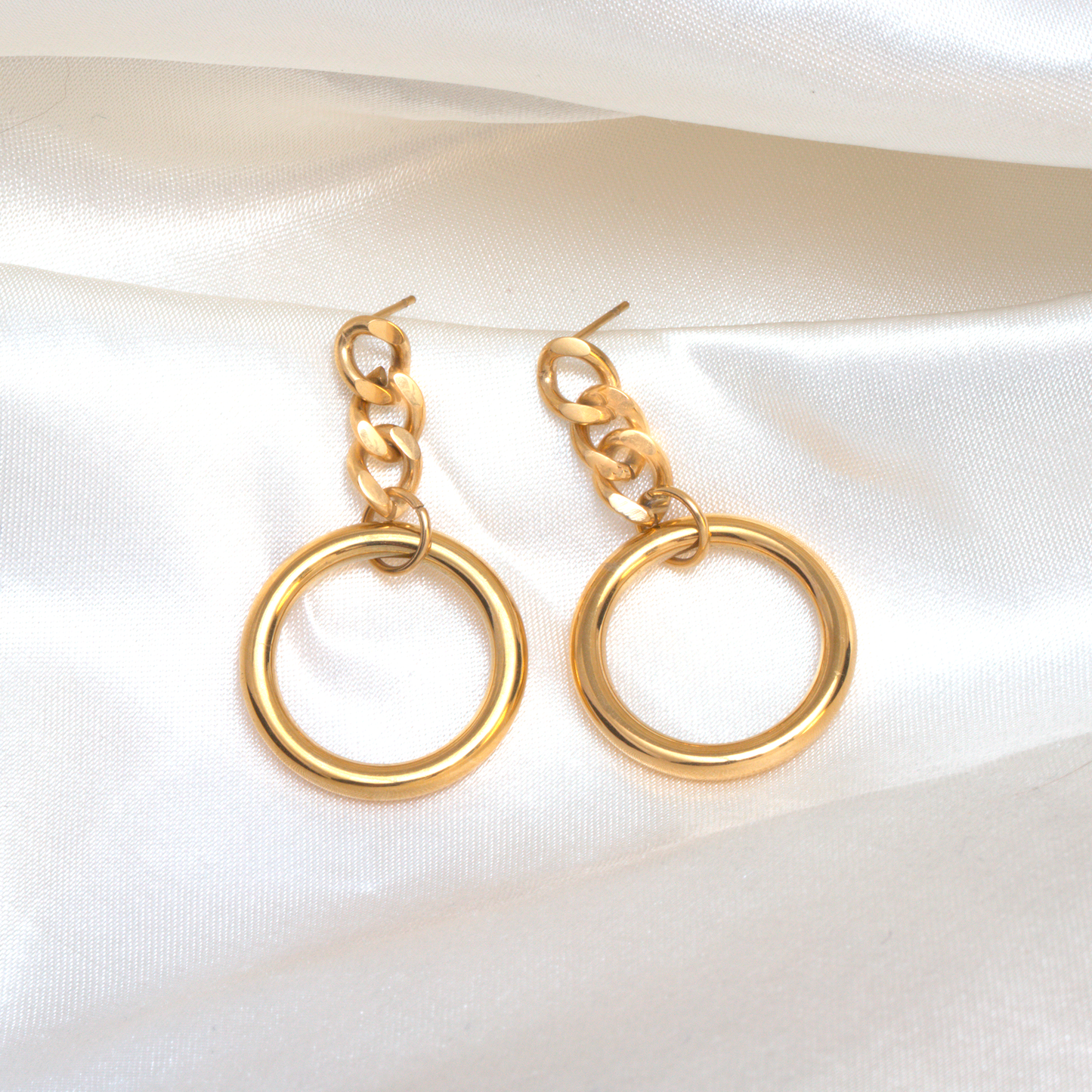 Arete Largo Eslabones con Aro - Chapa de Oro