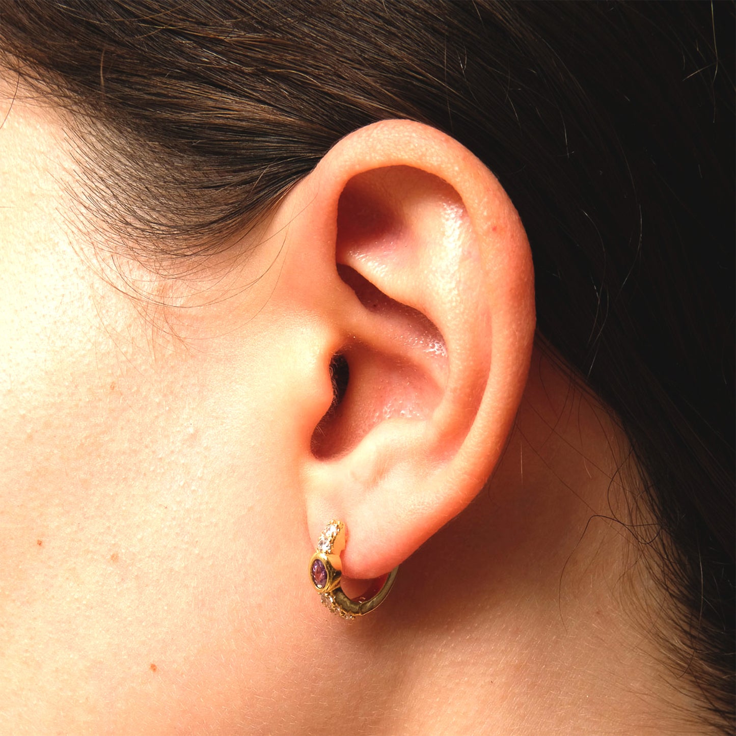 Violetta- Arete zirconia Morada