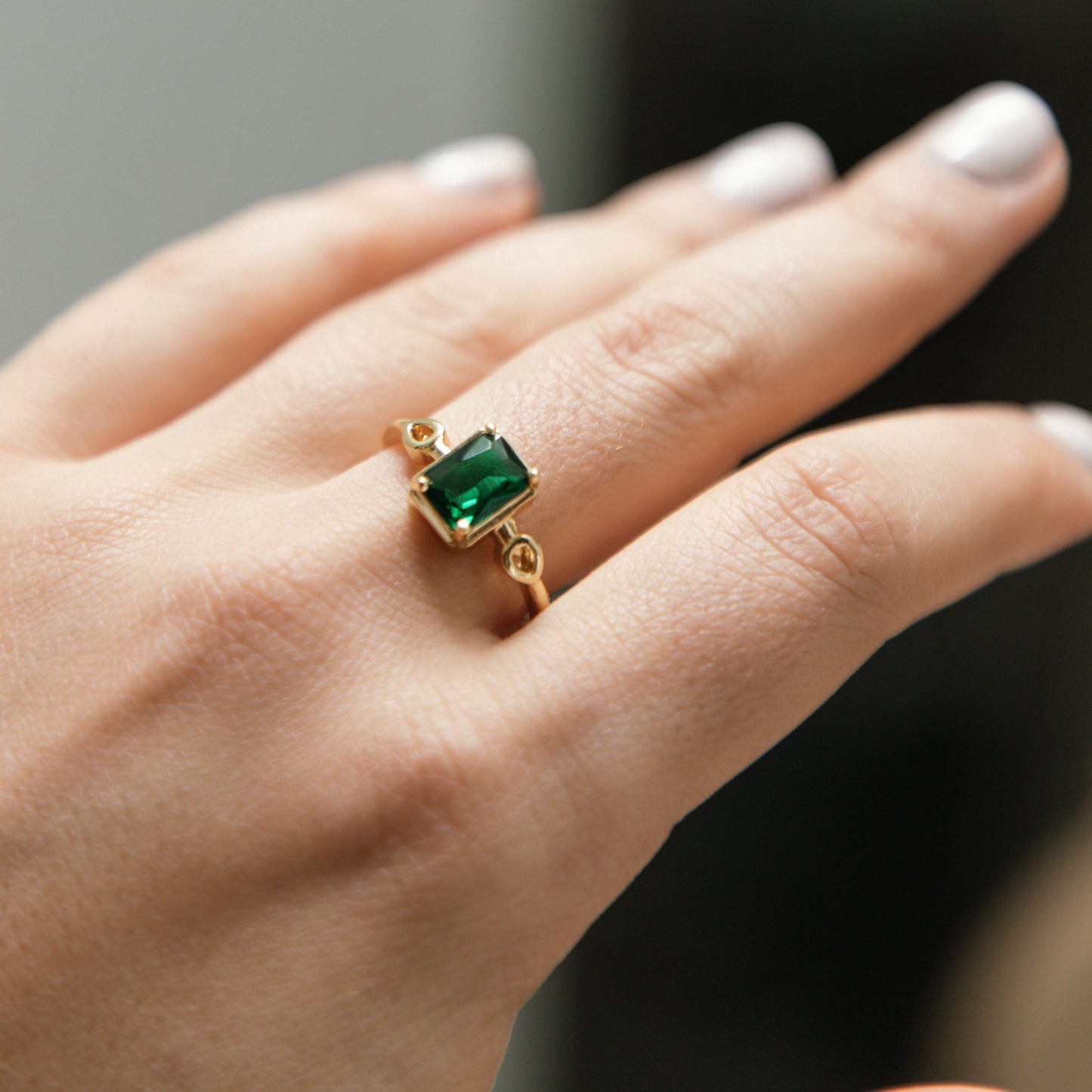 Anillo Zirconia Esmeralda – Chapa de Oro