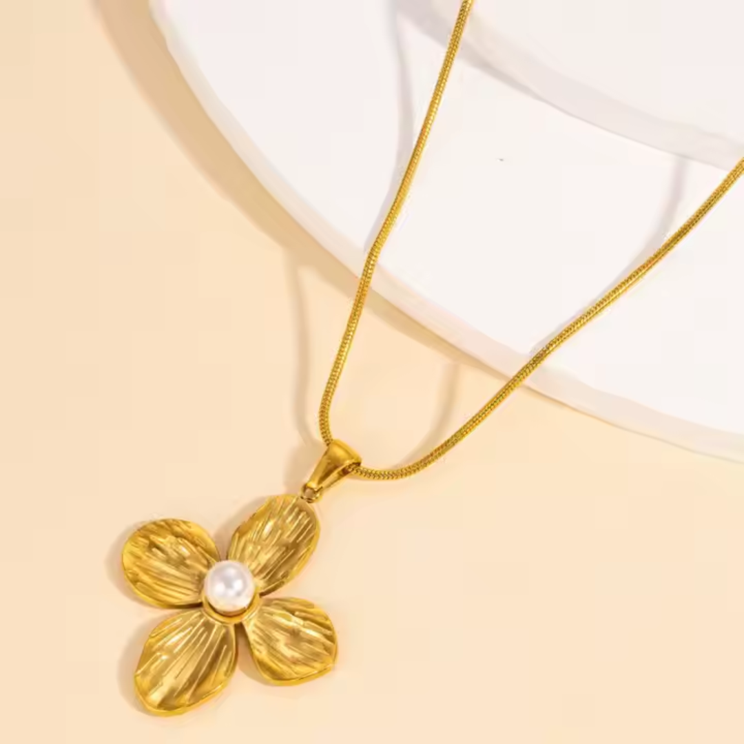 Collar Flor con Perla - Chapa de Oro