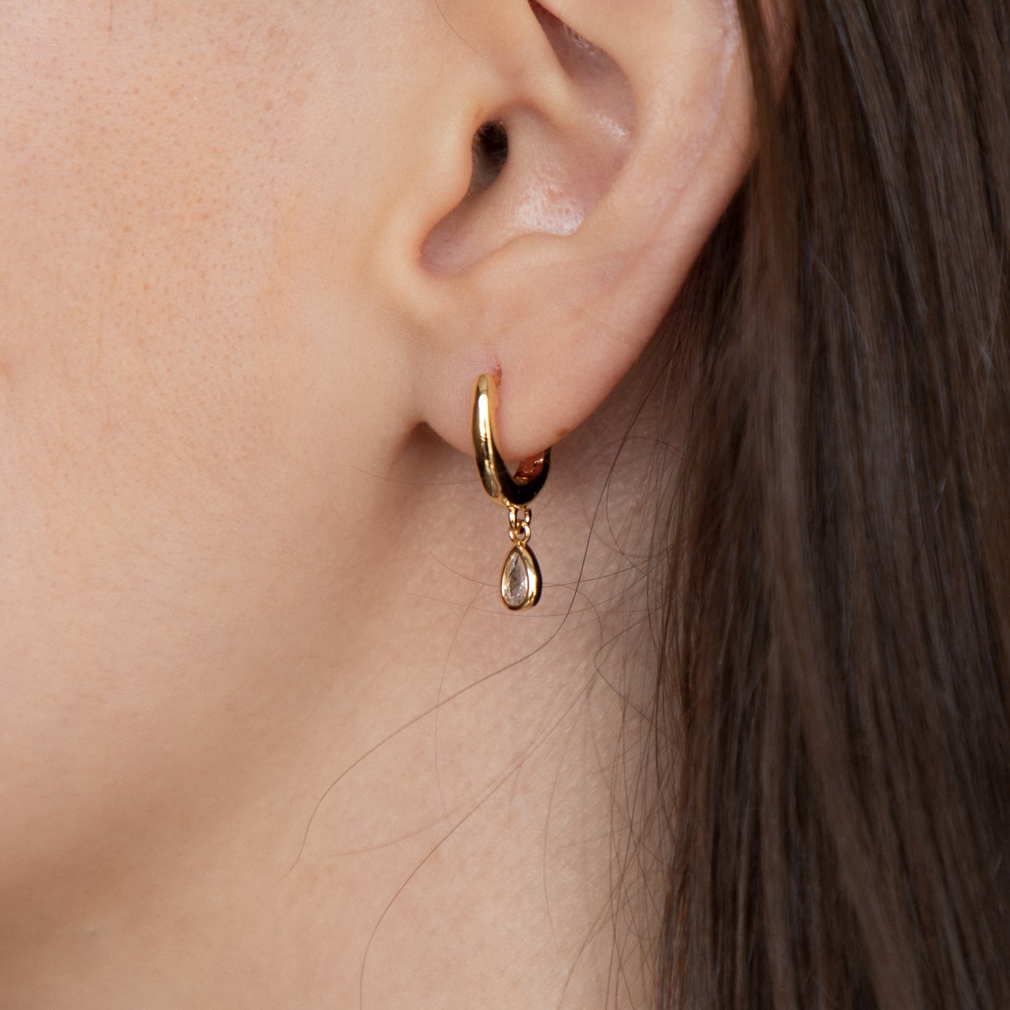 Lía - Aretes de Zirconia