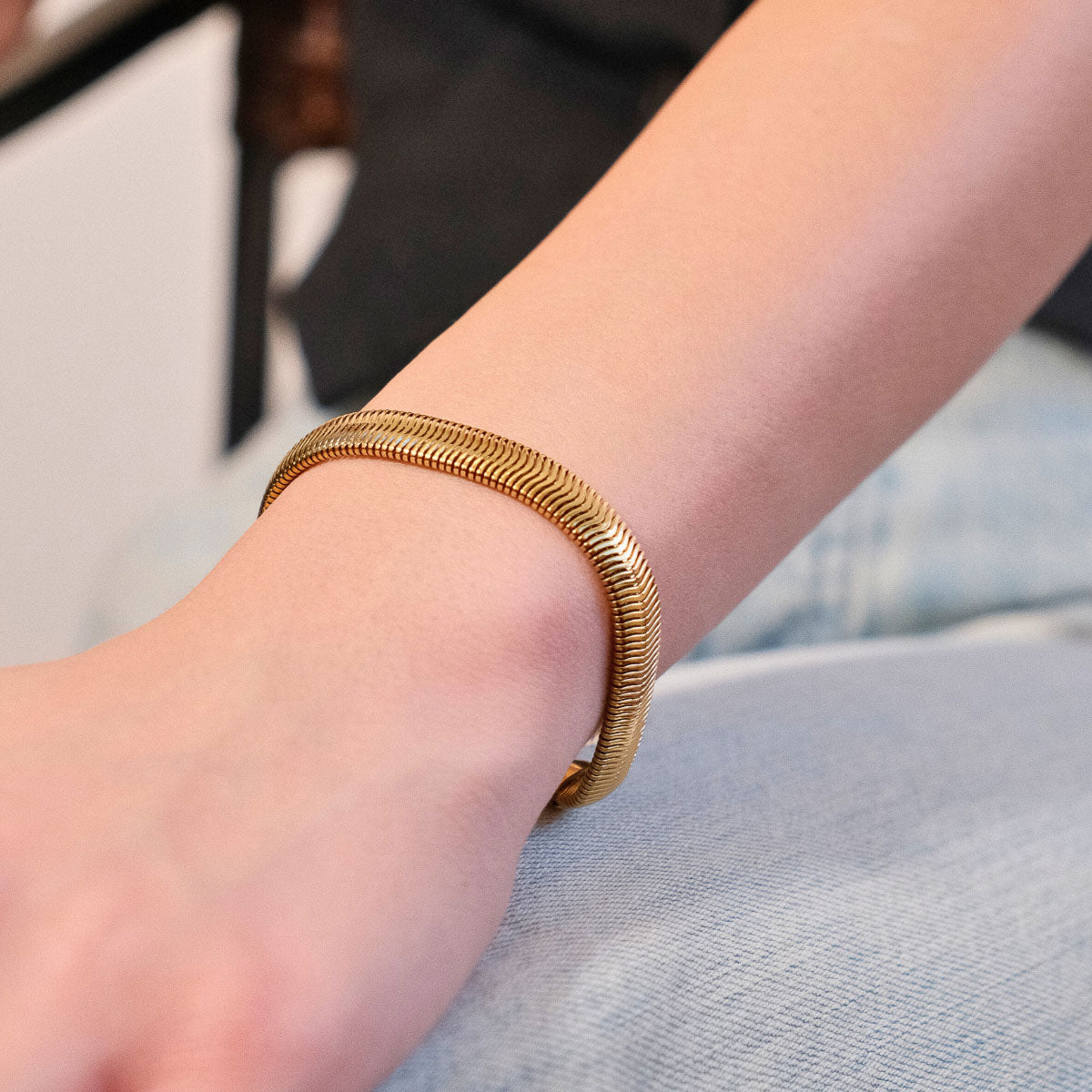 Brazalete Plano - Chapa de Oro